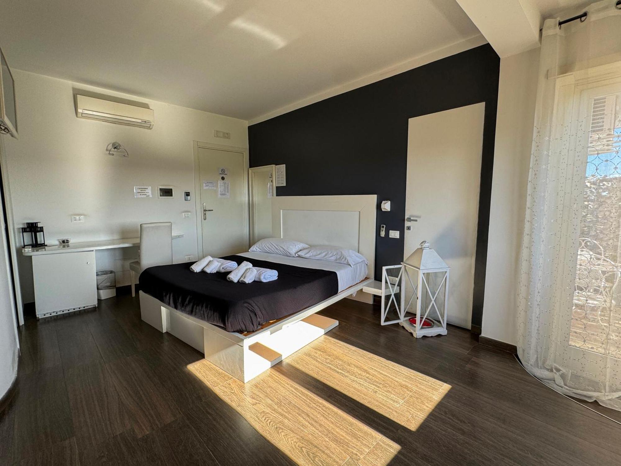ローマ カオス カルモ Bed & Breakfast エクステリア 写真